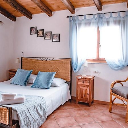 Sa Ruscitta Bed & Breakfast Sant'Antioco Exterior photo