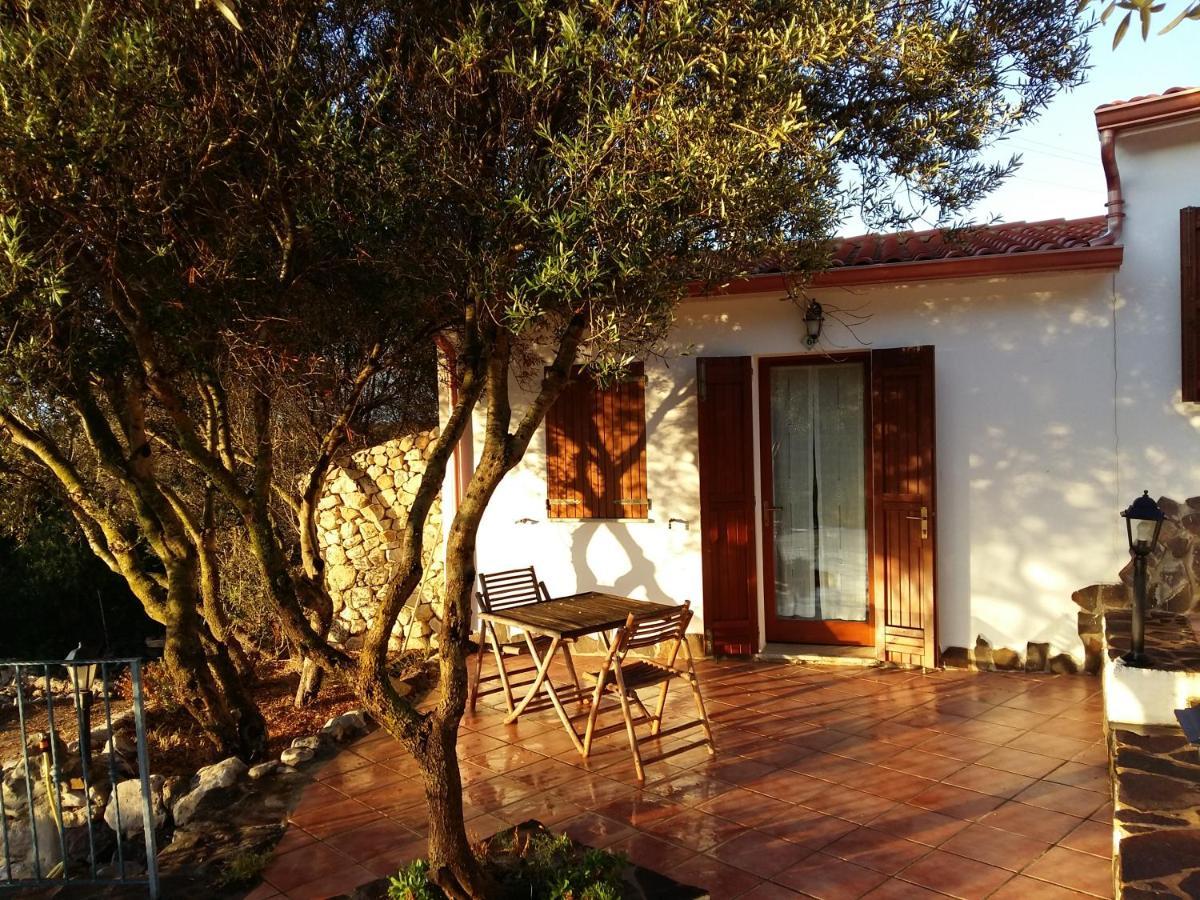 Sa Ruscitta Bed & Breakfast Sant'Antioco Exterior photo