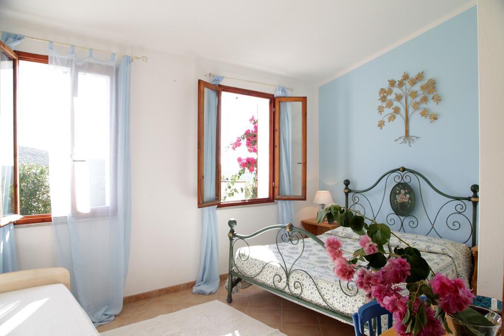 Sa Ruscitta Bed & Breakfast Sant'Antioco Room photo