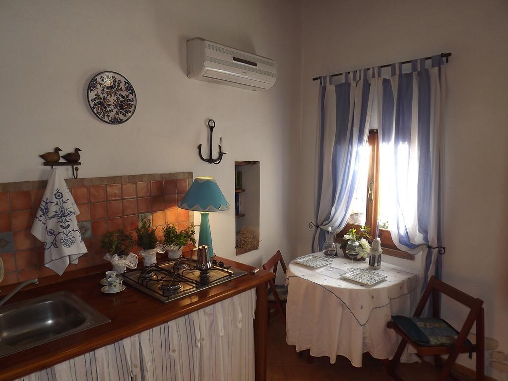 Sa Ruscitta Bed & Breakfast Sant'Antioco Exterior photo